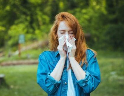 4 Natural Ways to Help Manage Hay Fever Symptoms
